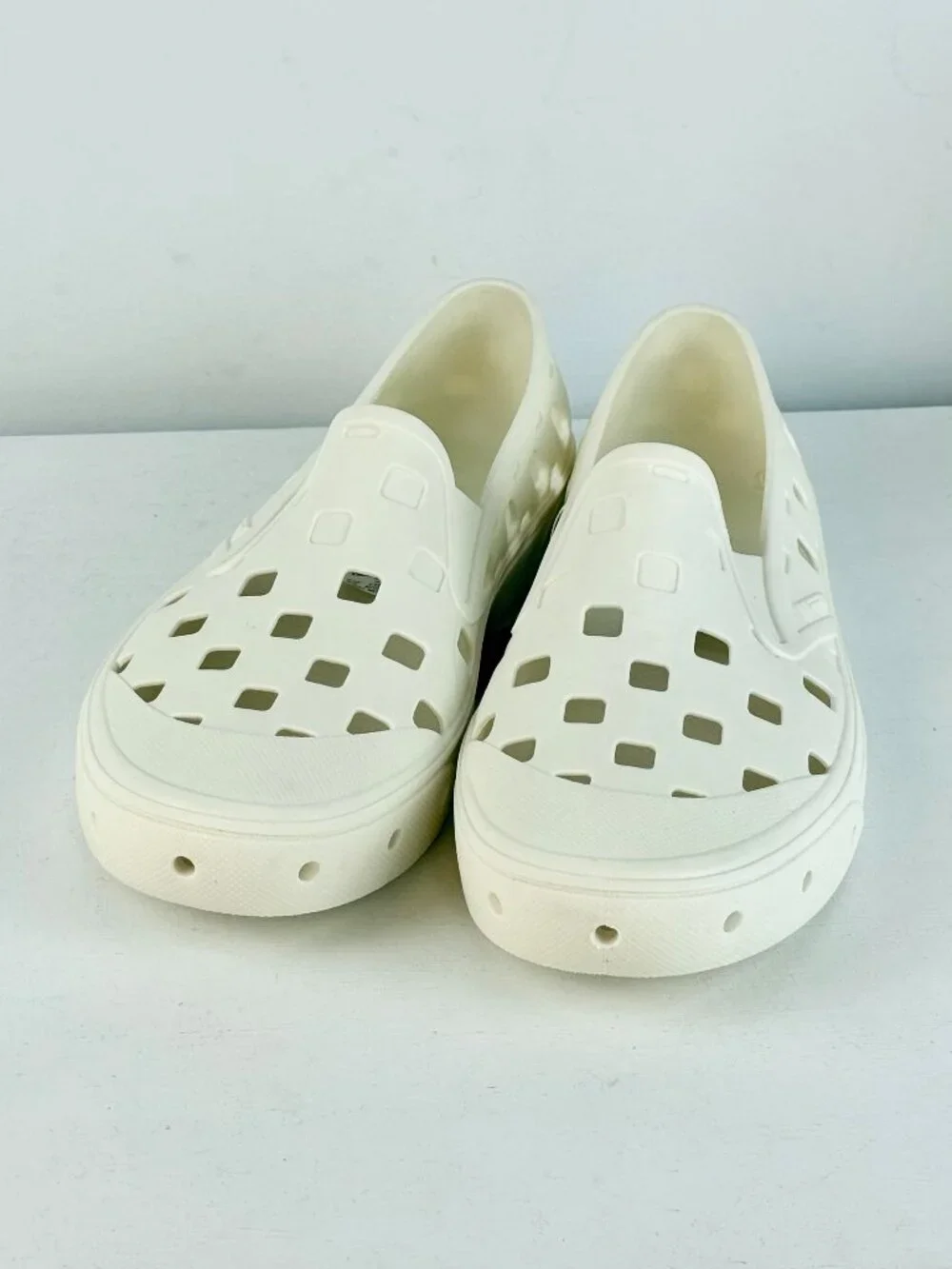 Men's 9 Women's 10.5 Vans Slip-On Mule TRK Water Shoes - Marshmallow - Picture 5 of 10